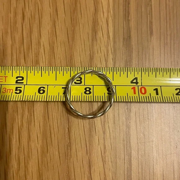 Handmade Silver Woven Ring - 17mm - Picture 5 of 5